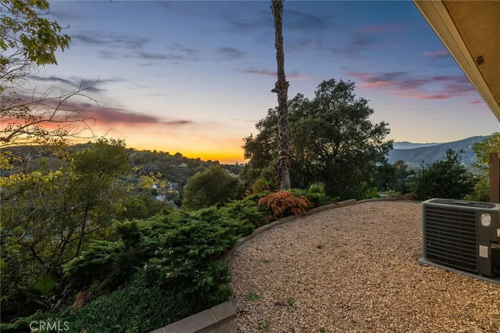 705 Beaverbrook, Glendora, California 91740 home-pic-54